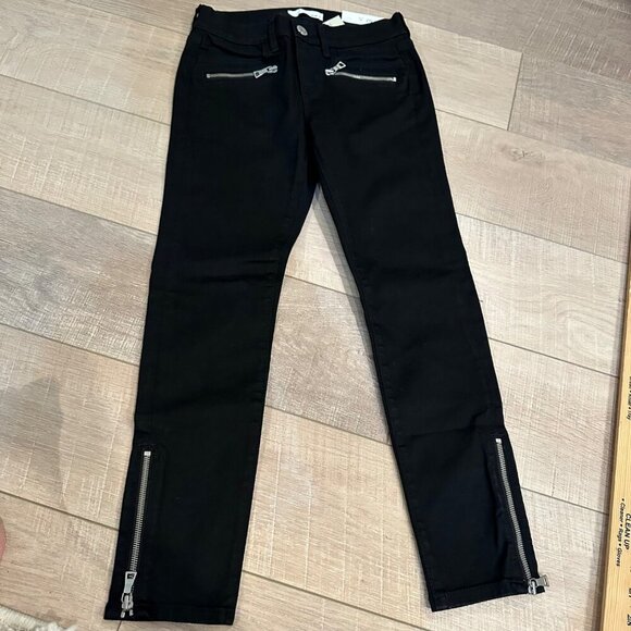 LOFT WOMENS SIZE 0/25 PETITE BLACK JEANS ZIPPER ACCENTS NEW - Picture 1 of 9